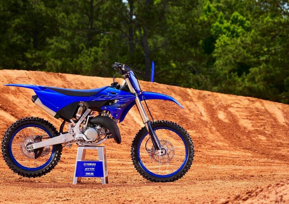 Yamaha YZ 125 (2022) (2)