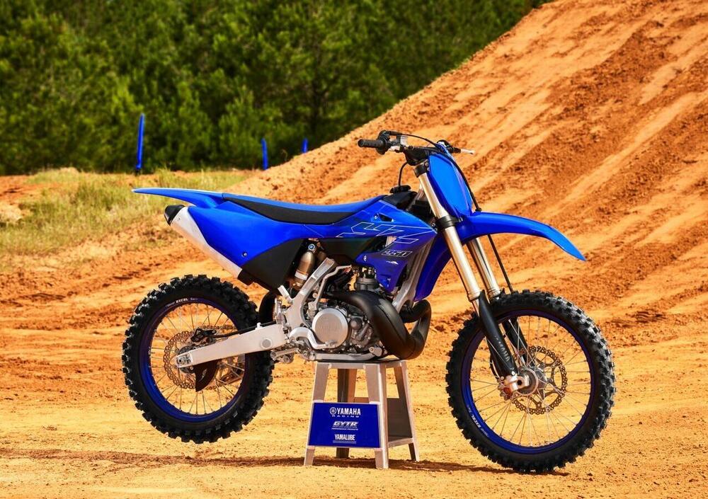 Yamaha YZ 250 (2022) (4)