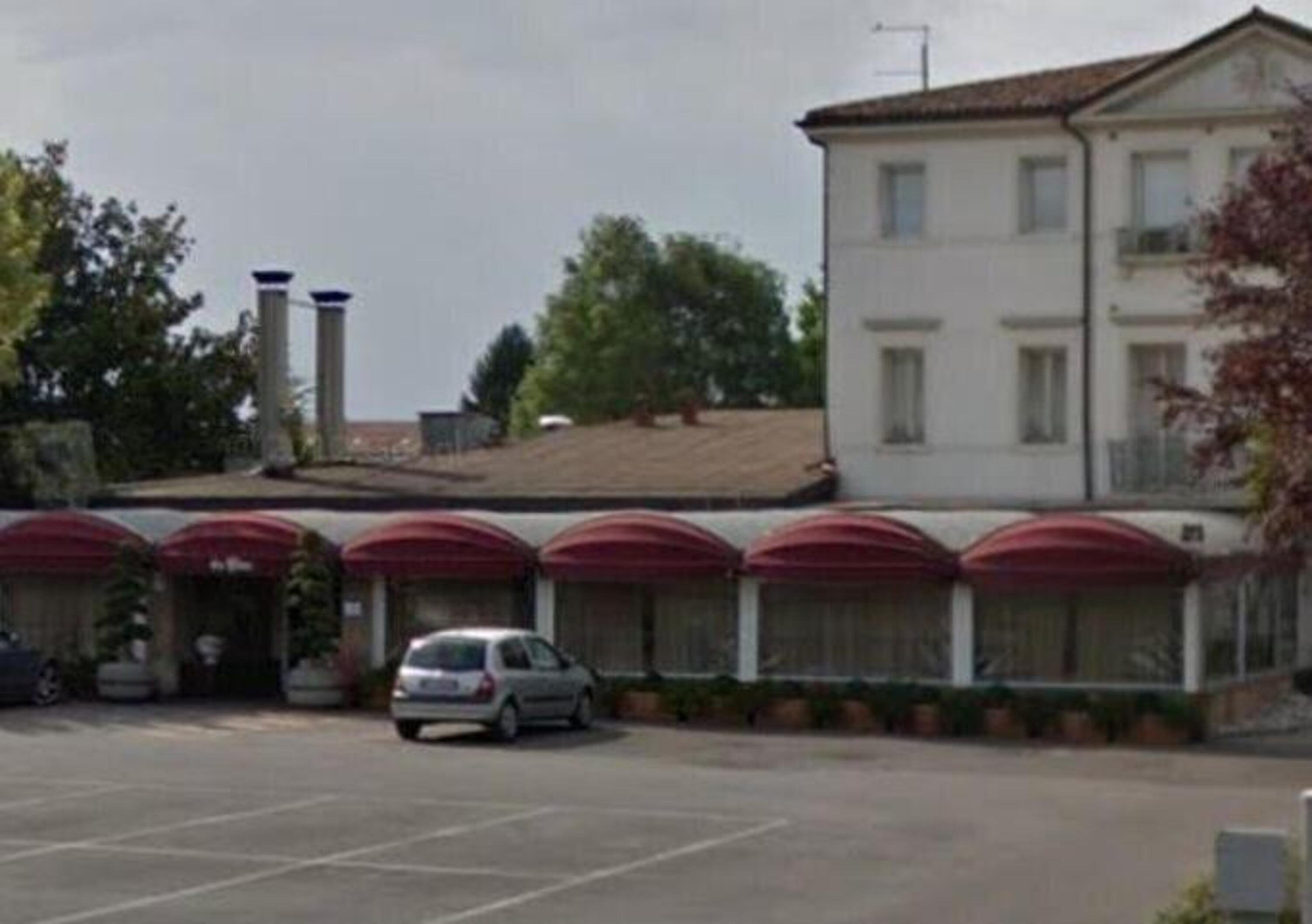 Treviso: chiede a un bambino di scendere dalla sua moto e viene picchiato dal padre