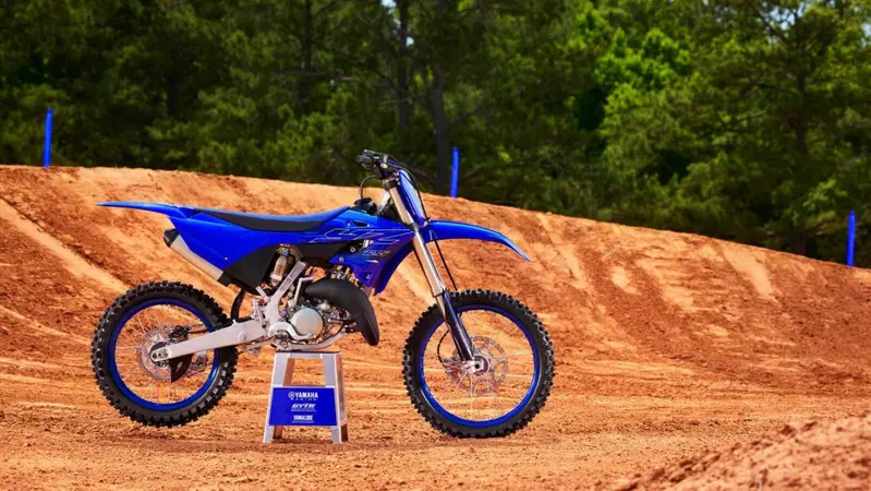 Yamaha Cross 2022. In evidenza la nuova YZ125 e la YZ250