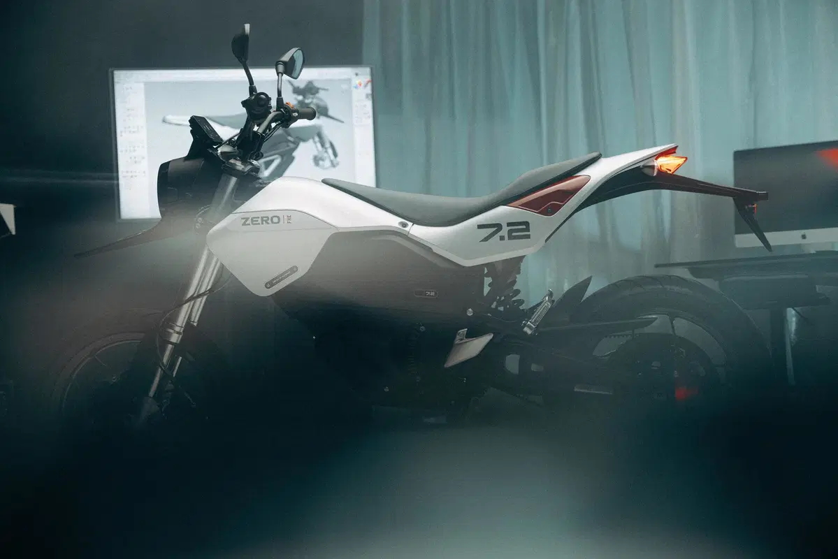Zero presenta la nuova FXE (34)