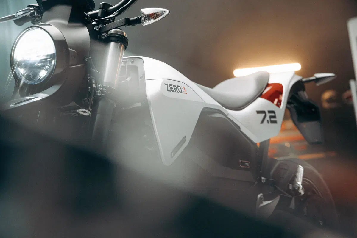 Zero presenta la nuova FXE (37)
