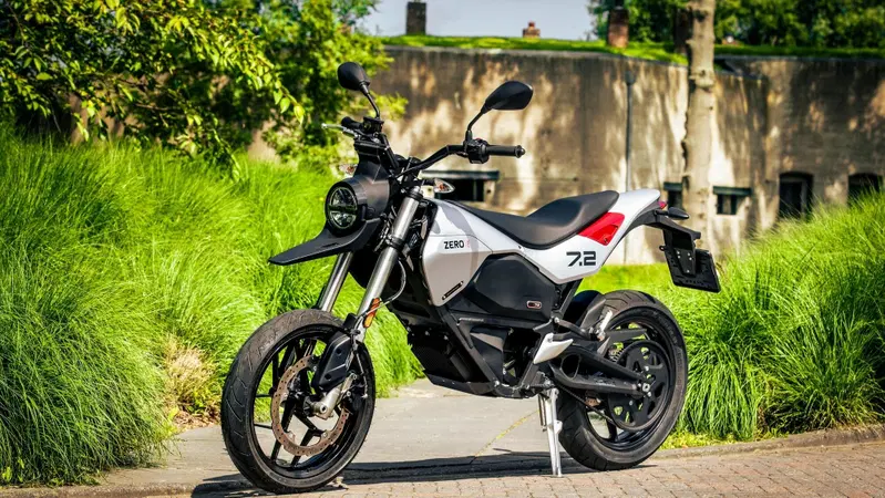 Zero presenta la nuova FXE