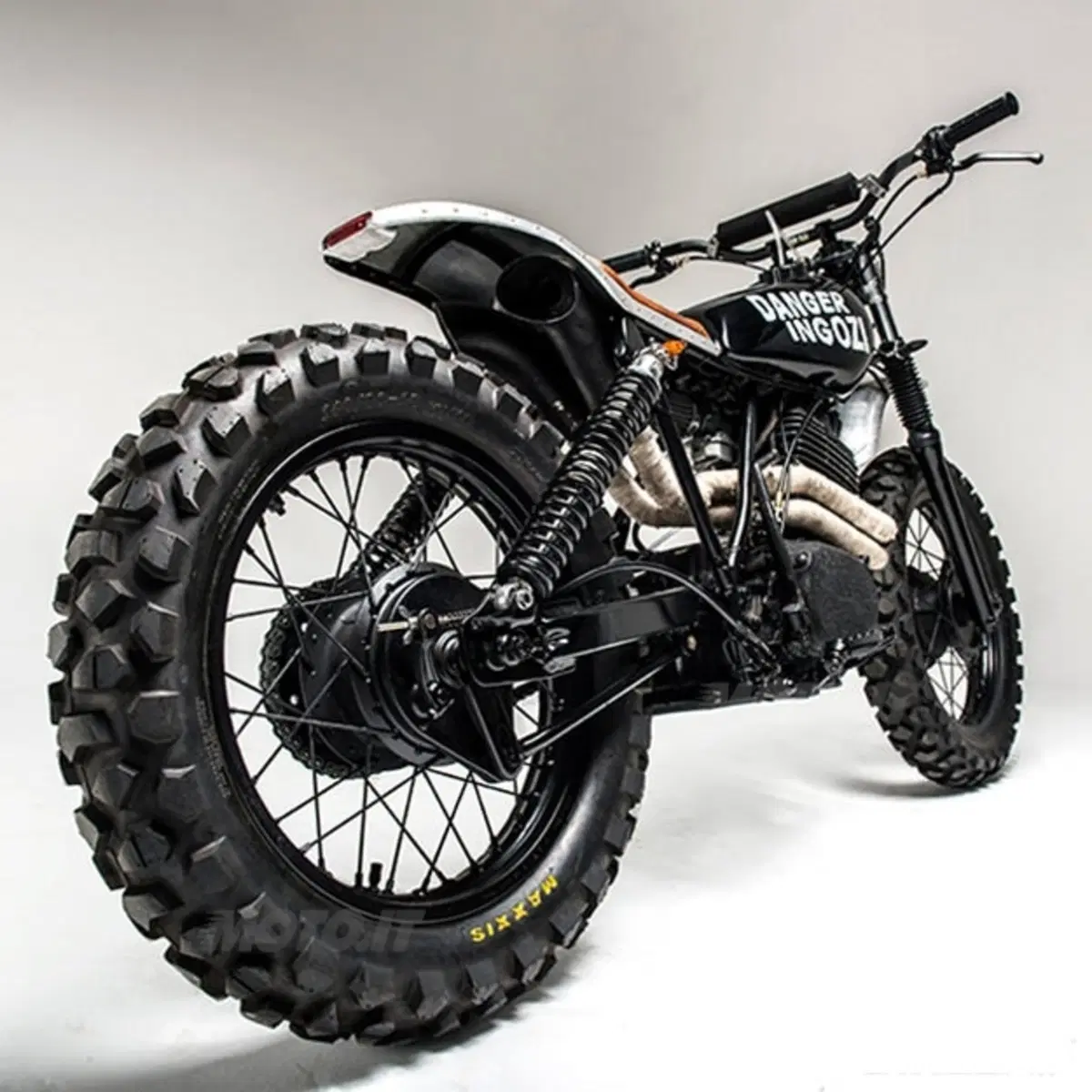 Honda XL500 Swart Gevaar by Los Muertos (5)
