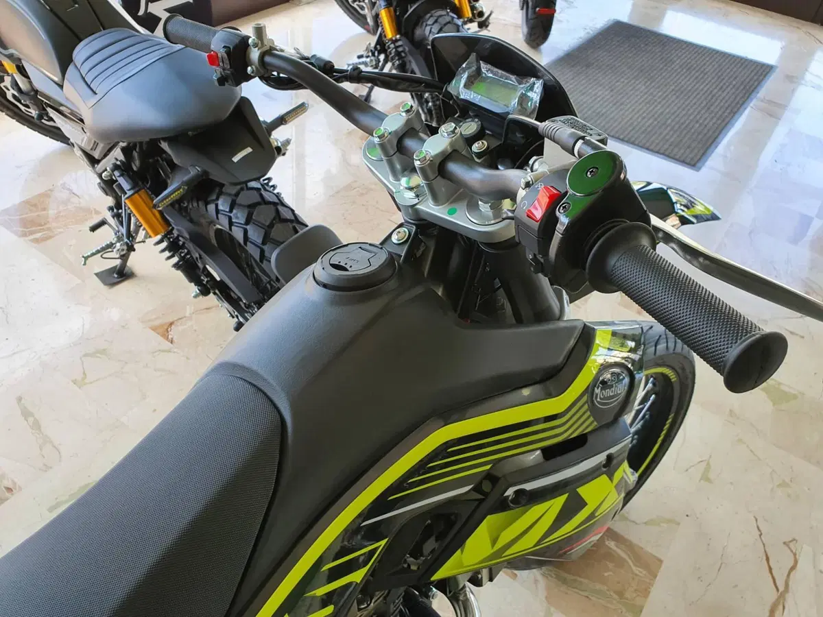 FB Mondial SMX 125 Supermotard (2020) (6)