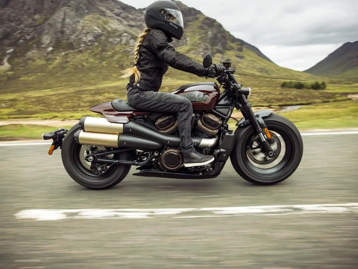 Harley-Davidson Sportster addio? Ecco la nuova Sportster S 1250 (12)