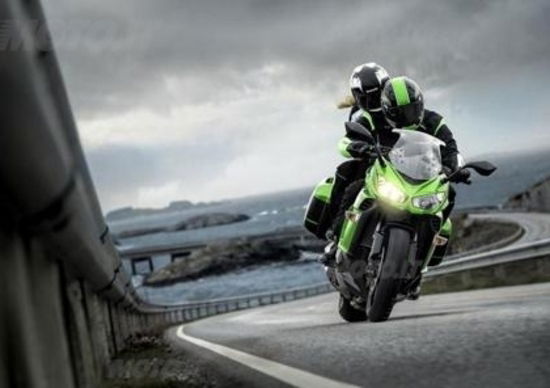 Kawasaki Z1000SX, ecco come cambia per il 2014