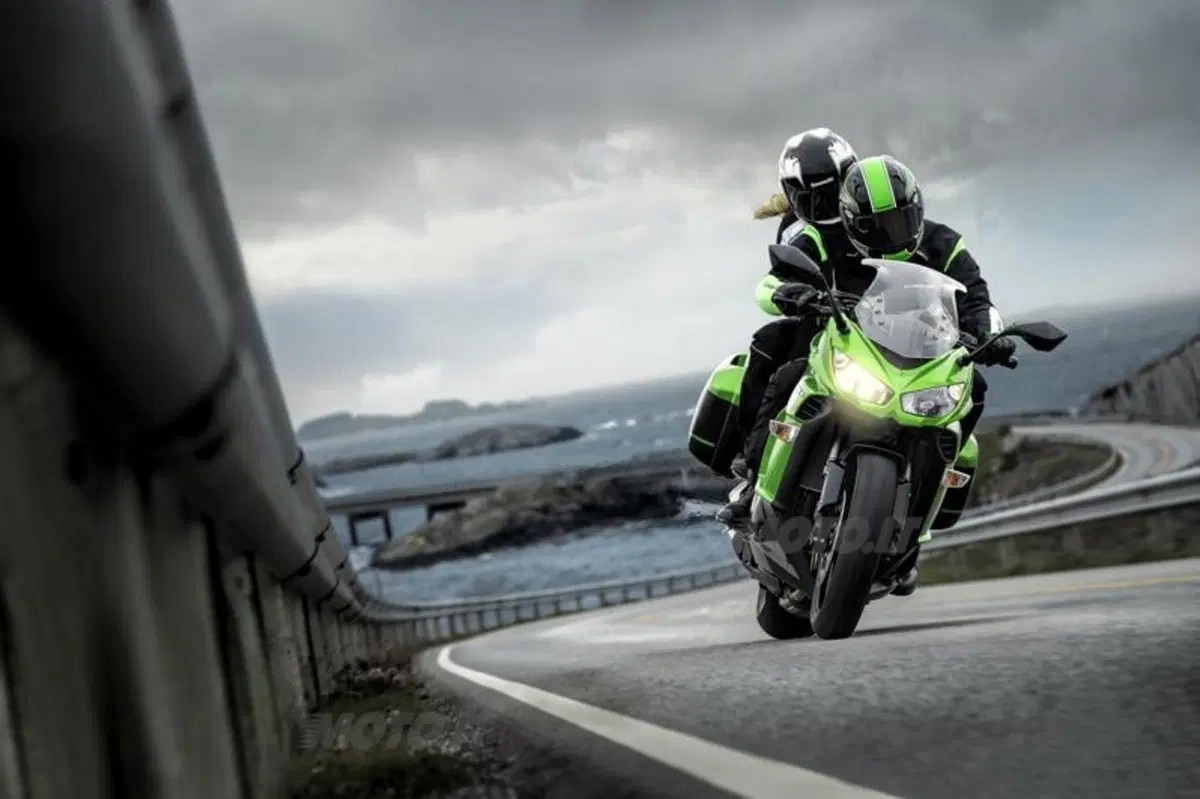 Kawasaki Z1000SX, ecco come cambia per il 2014 (3)