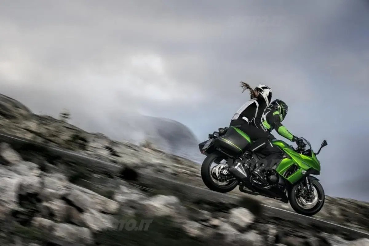 Kawasaki Z1000SX, ecco come cambia per il 2014 (5)