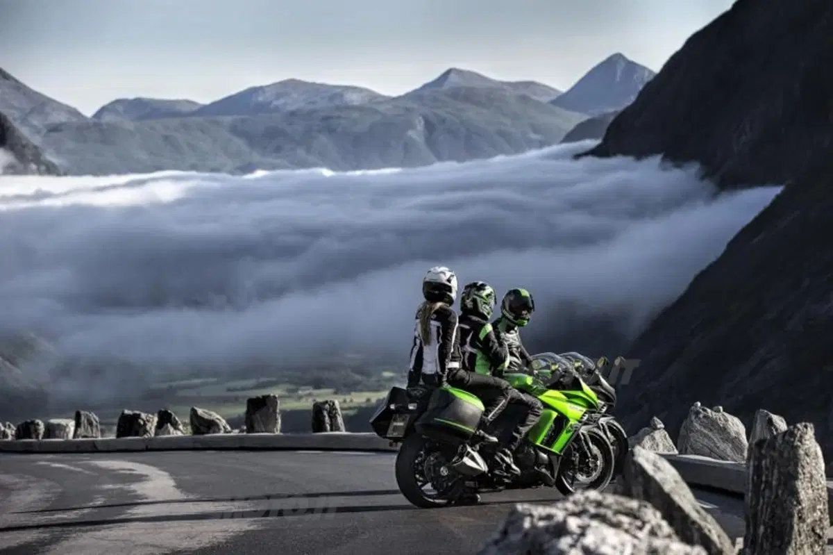 Kawasaki Z1000SX, ecco come cambia per il 2014 (8)