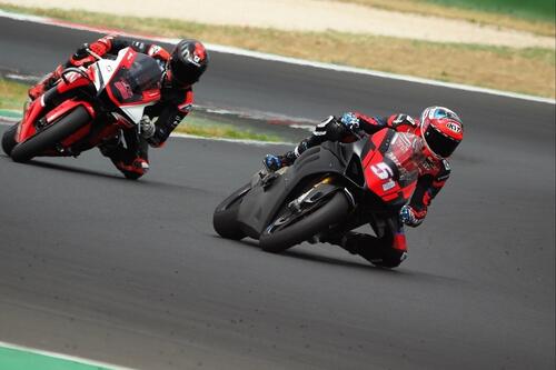 Jorge Lorenzo e Michele Pirro in pista a Misano (6)