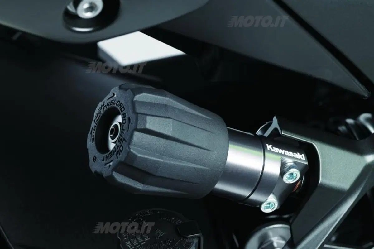 Kawasaki Z1000SX, ecco come cambia per il 2014 (33)