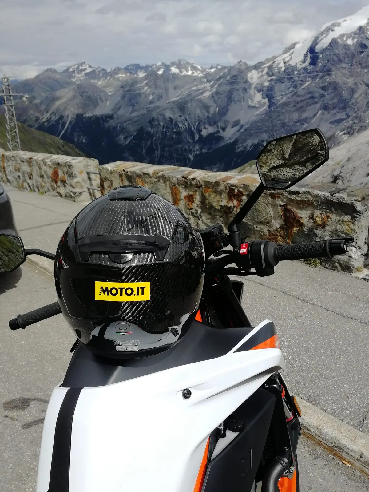 Sullo Stelvio con la KTM 890 Duke R: meglio le gomme da strada o da pista (omologate)? (6)