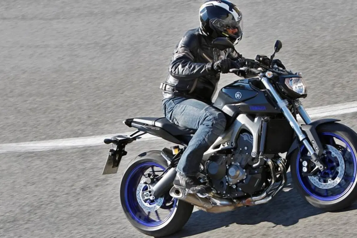 Yamaha MT-09 