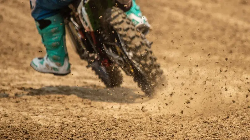 Moto da cross con forte sconto? Occhio all'incauto acquisto