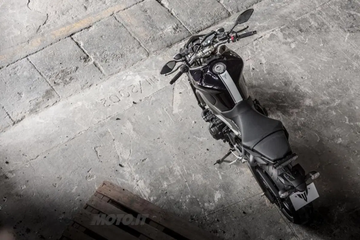 Yamaha MT-09  (27)