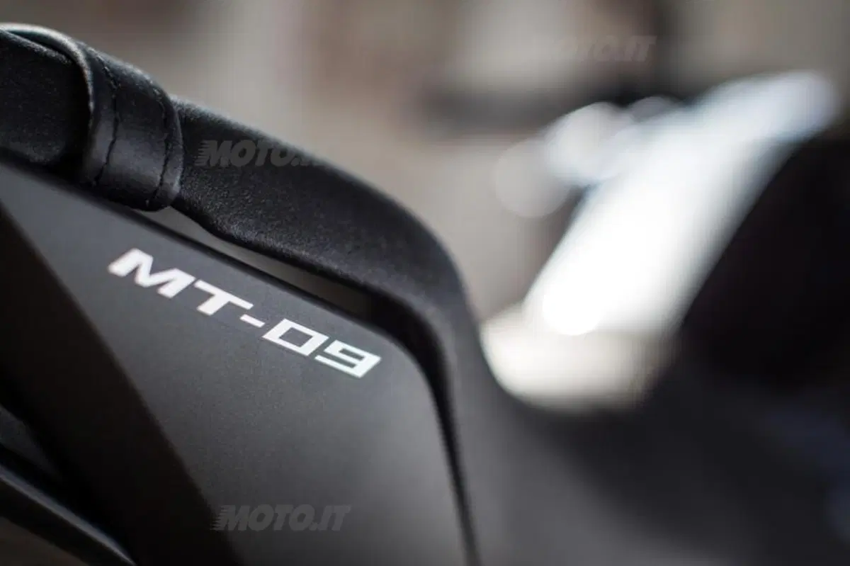 Yamaha MT-09  (35)