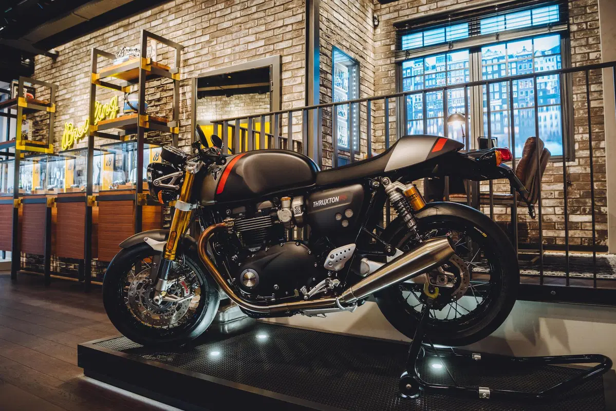 Breitling e Triumph annunciano una partnership a lungo termine (6)