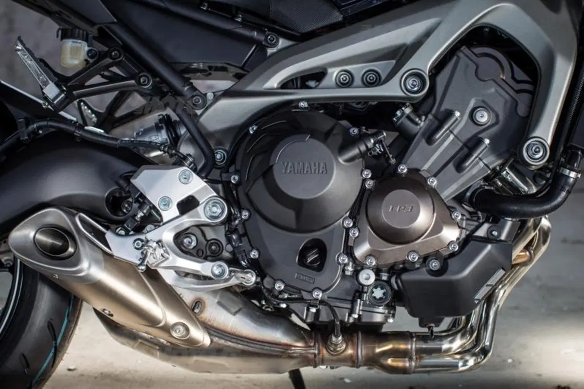 Yamaha MT-09  (39)