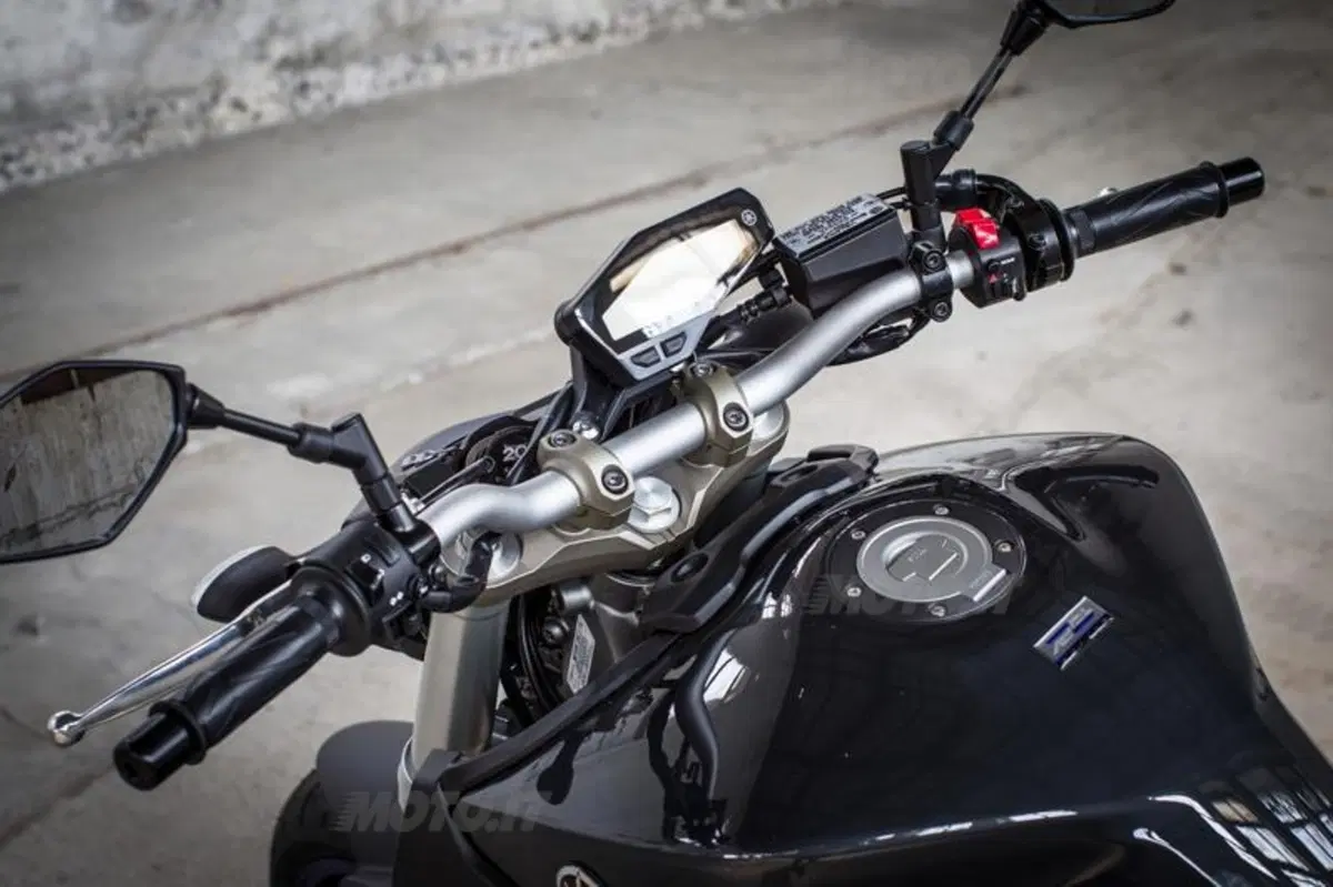 Yamaha MT-09  (63)