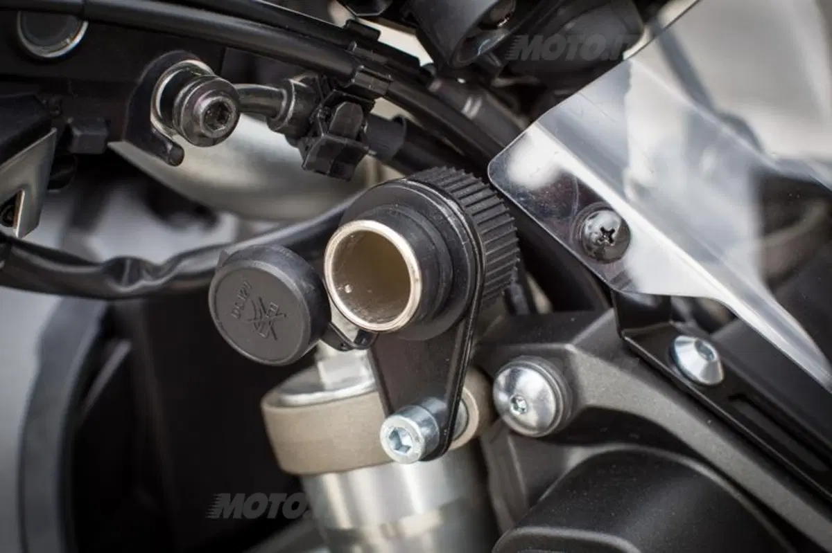Yamaha MT-09  (86)