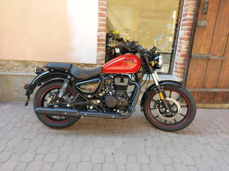 Royal Enfield Meteor 350 (2021 - 26) (4)