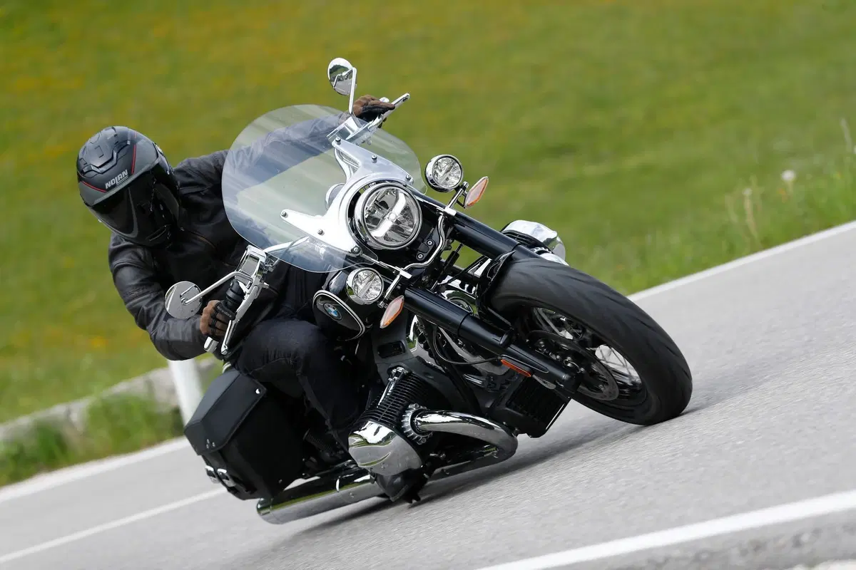 BMW R18 Classic: piacere condiviso (3)