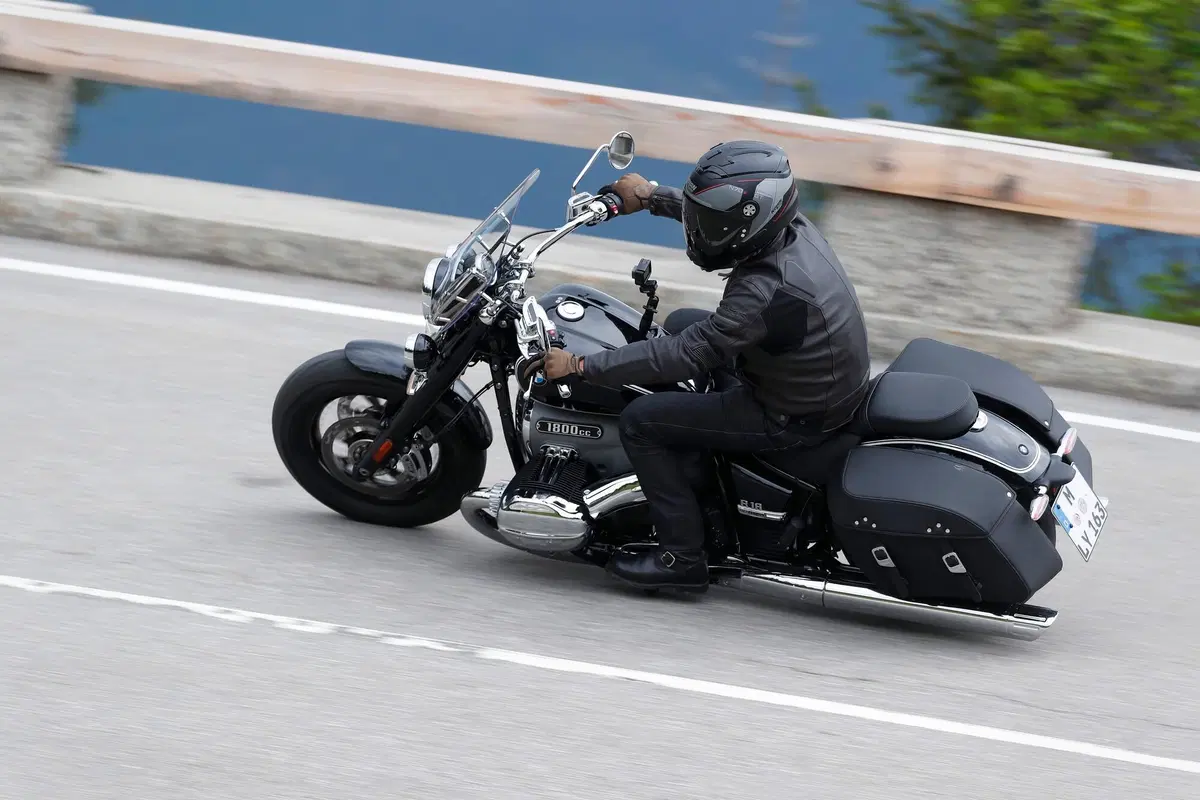 BMW R18 Classic: piacere condiviso (6)
