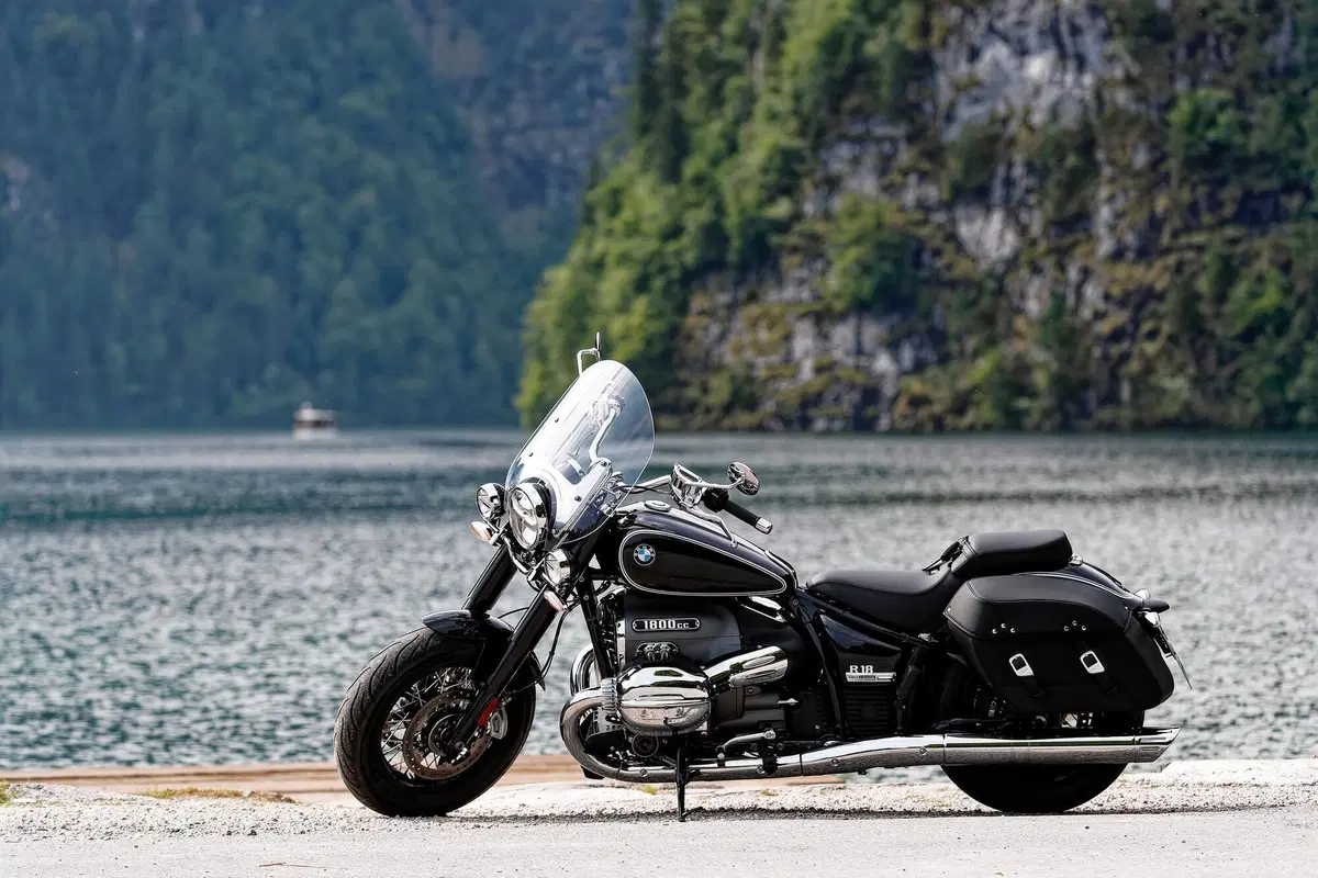BMW R18 Classic: piacere condiviso (12)