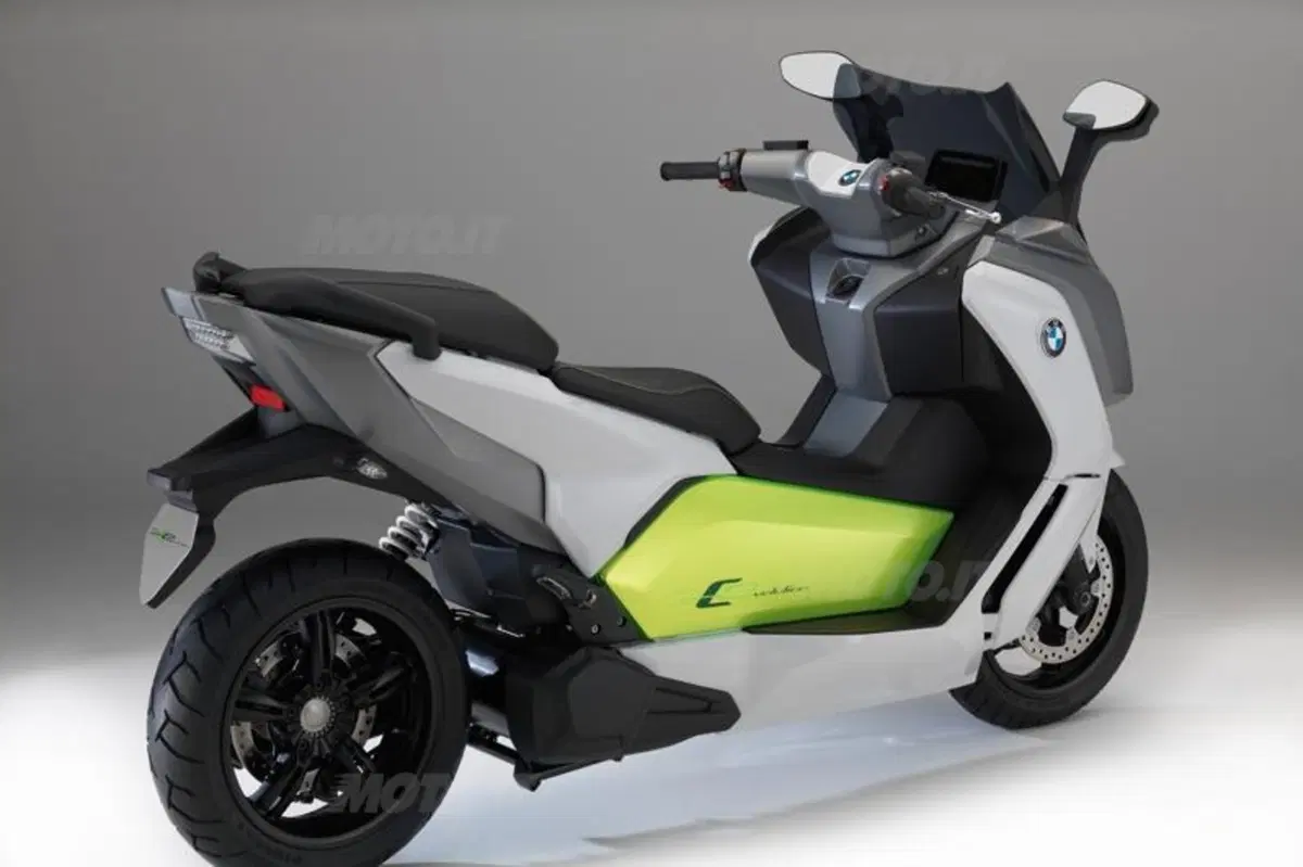 BMW C evolution: pronto il primo scooter elettrico della Casa tedesca