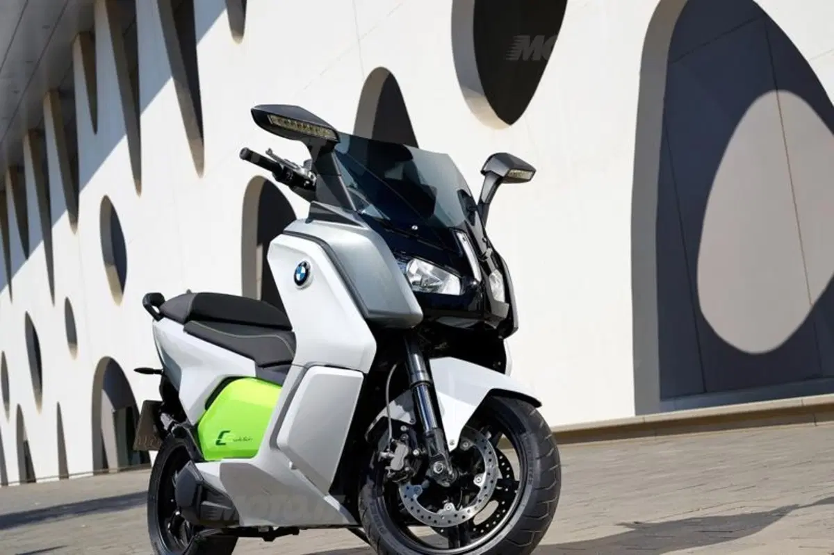 BMW C evolution: pronto il primo scooter elettrico della Casa tedesca (7)