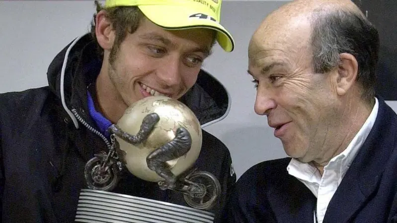 Rossi si ritira? Dorna pensa al Barcellona calcio