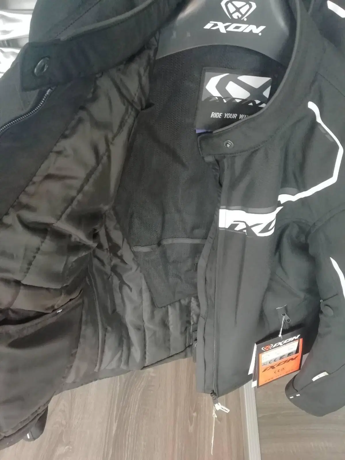 Giacca da moto Ixon, modello Challenge Lady nero/b (2)