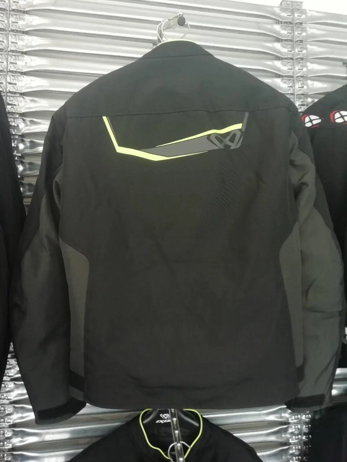 Giacca da moto Ixon mod. Challenge Giallo/nero (3)