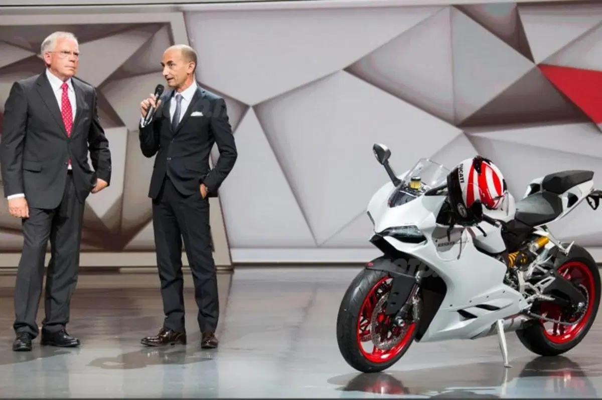 Ducati Panigale 899, ha debuttato a Francoforte (8)
