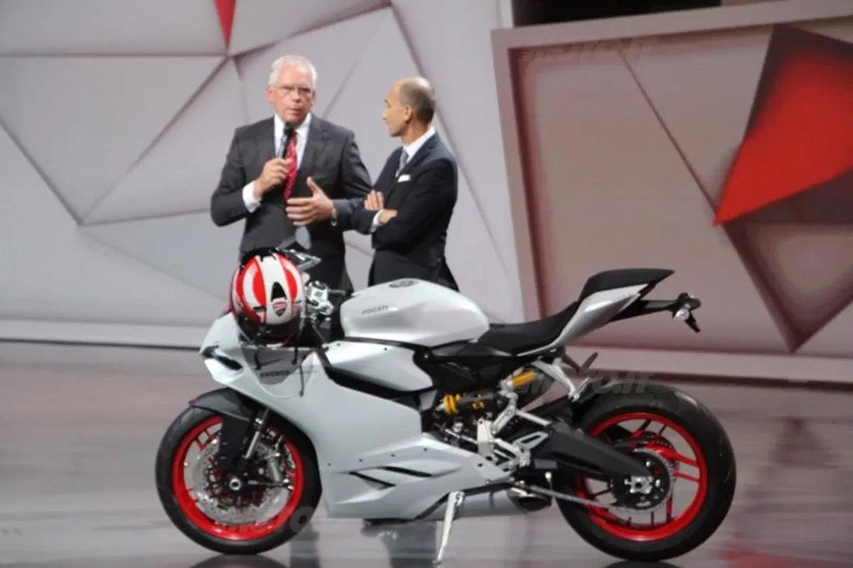 Ducati Panigale 899, ha debuttato a Francoforte (9)