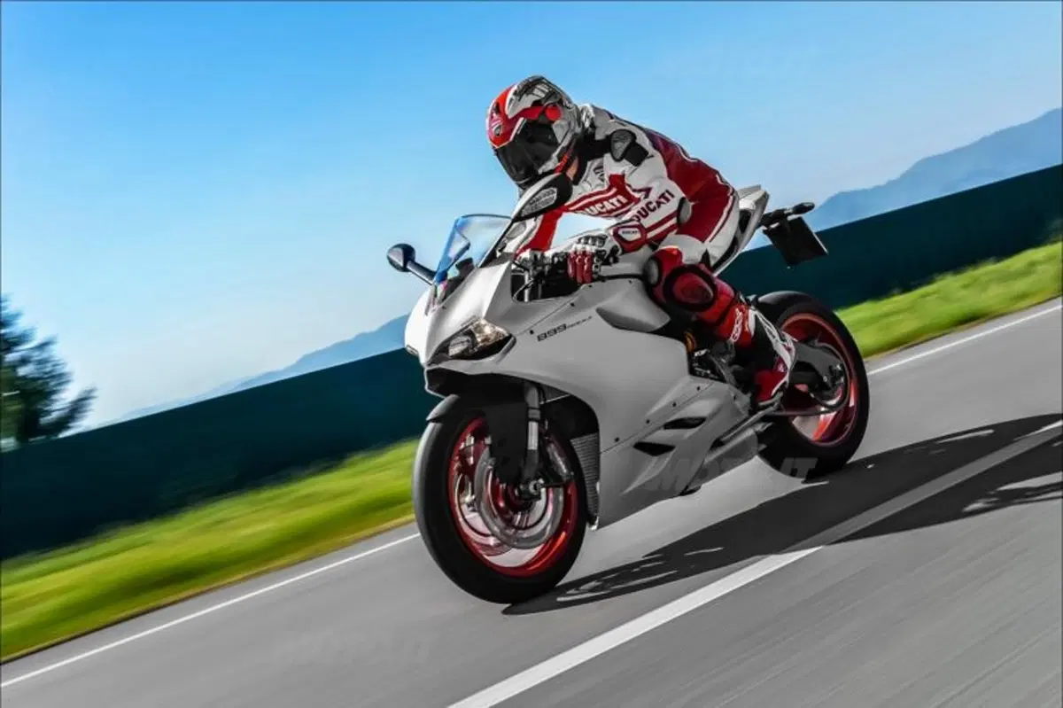 Ducati Panigale 899, ha debuttato a Francoforte (15)
