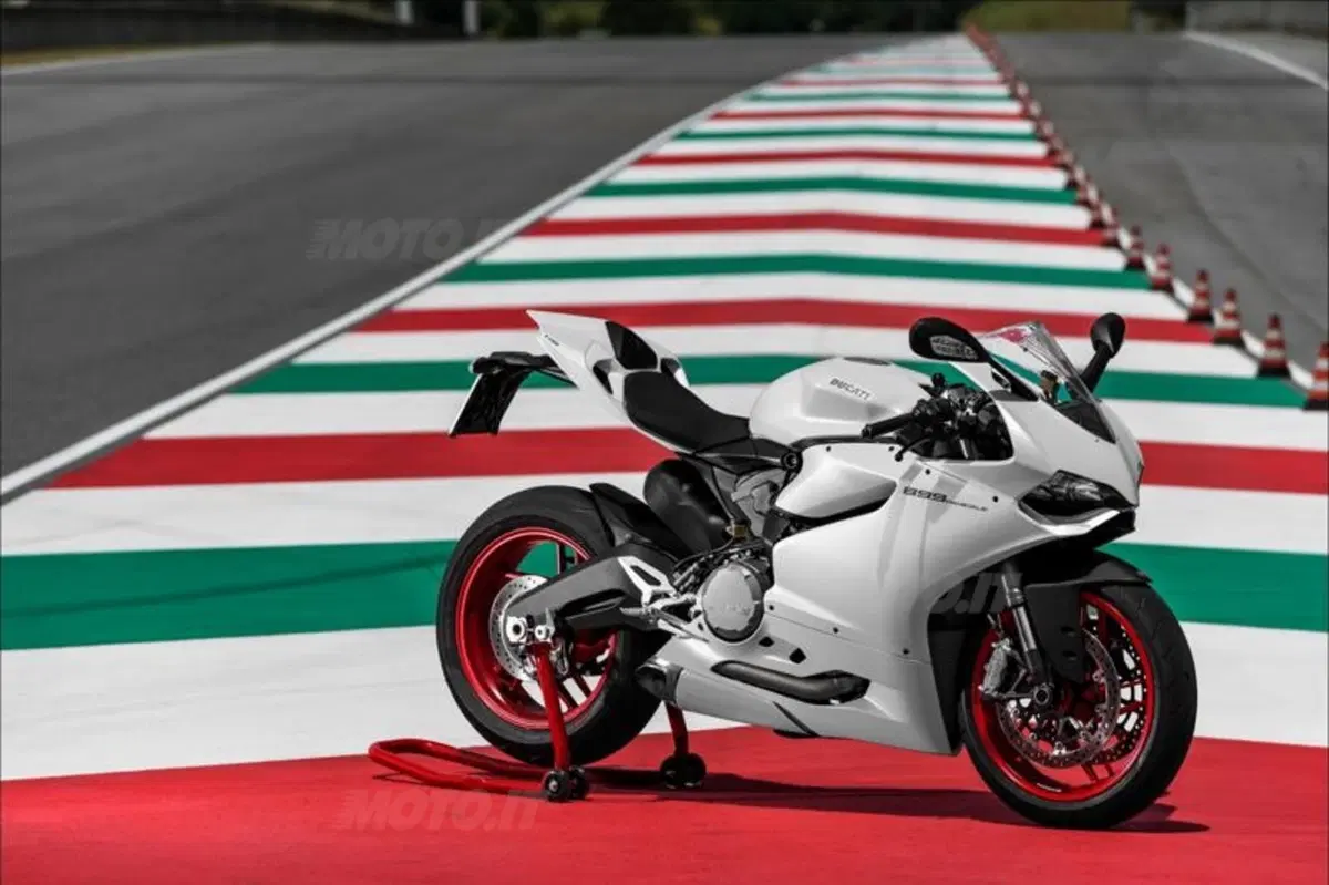 Ducati Panigale 899, ha debuttato a Francoforte (40)