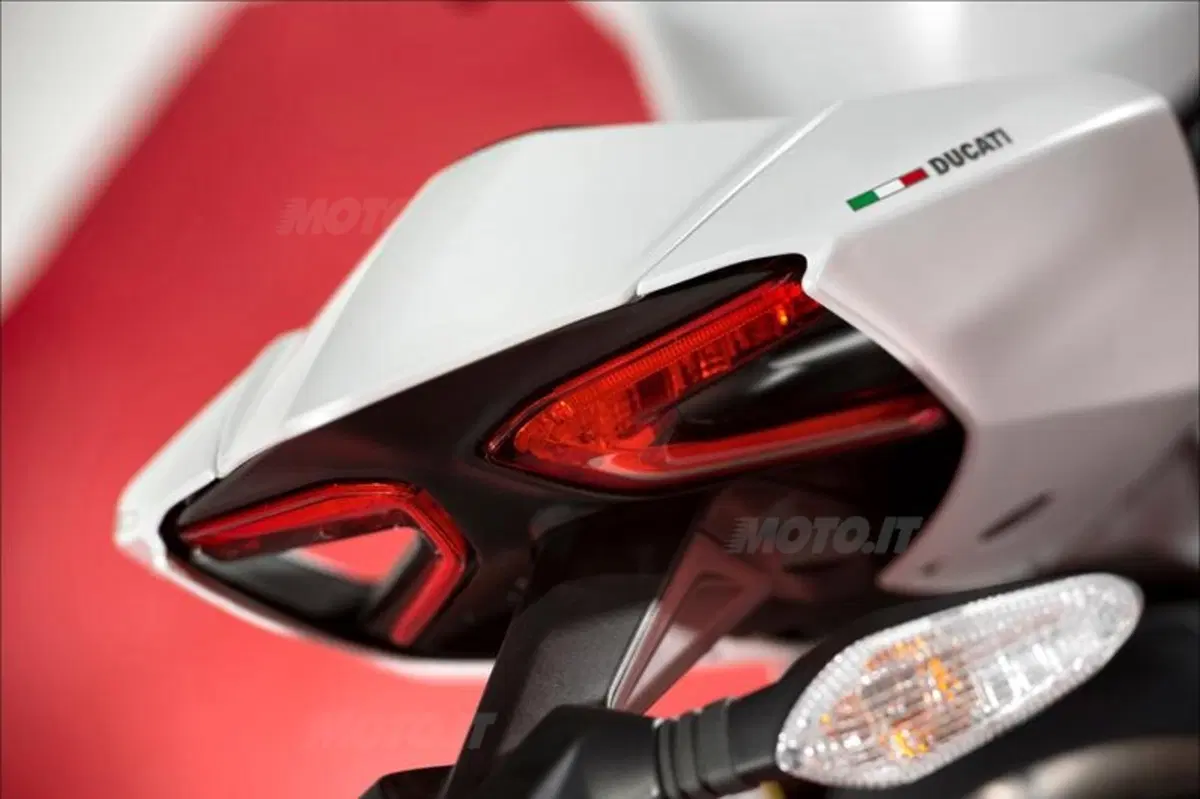 Ducati Panigale 899, ha debuttato a Francoforte (45)