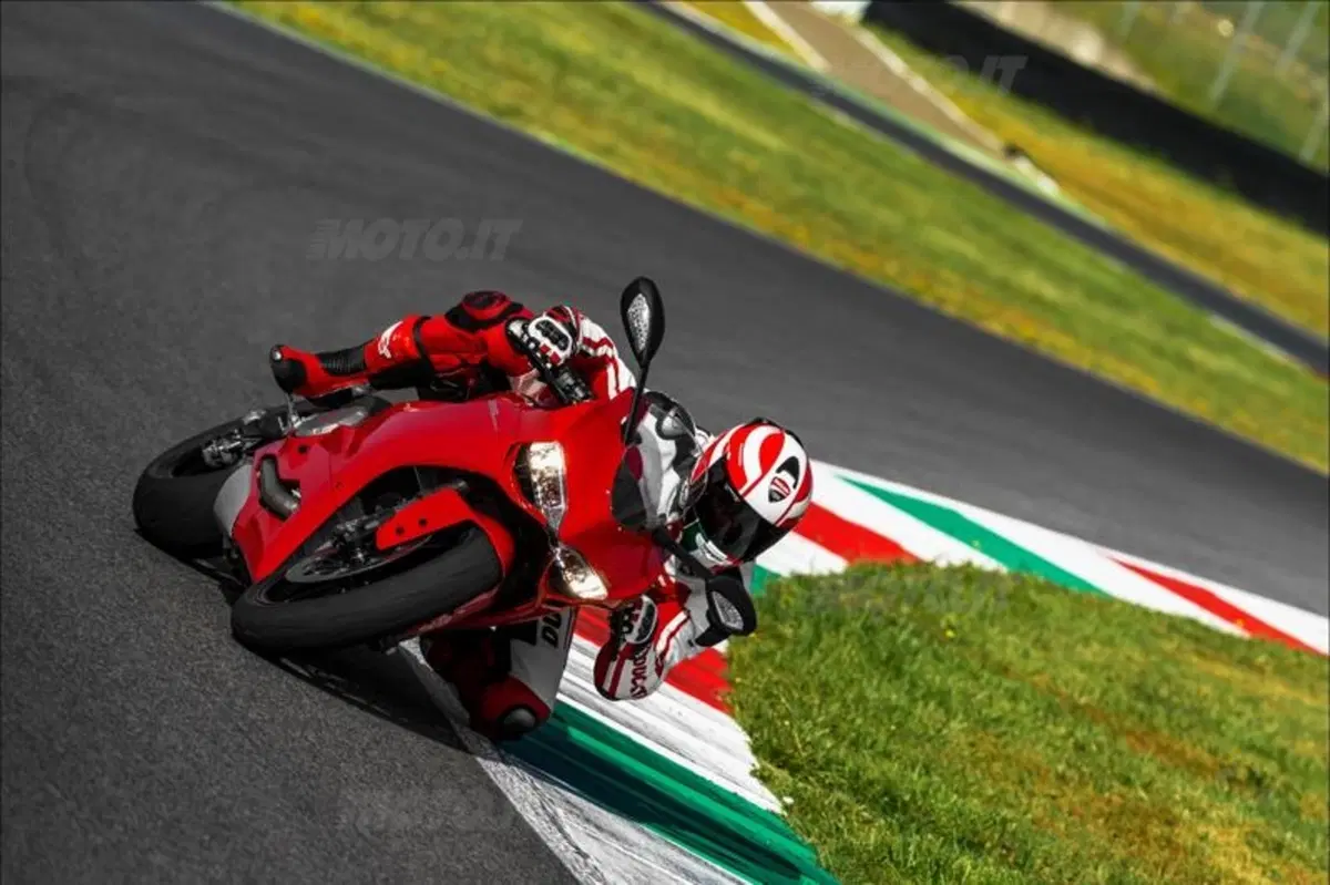 Ducati Panigale 899, ha debuttato a Francoforte (50)