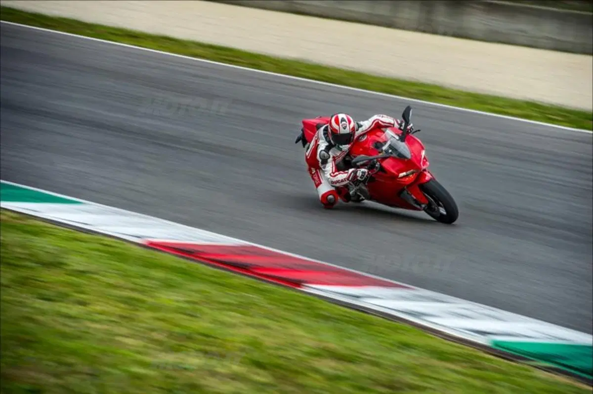 Ducati Panigale 899, ha debuttato a Francoforte (57)