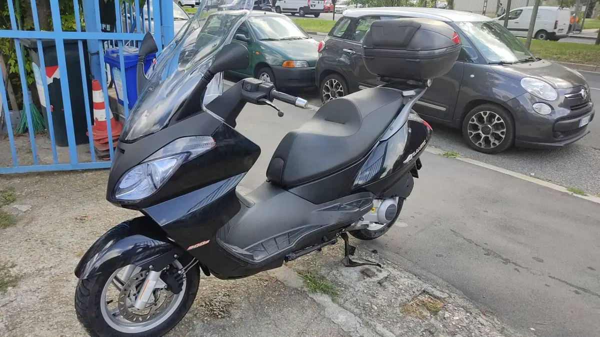 Aprilia Atlantic 300 (2010 - 14)