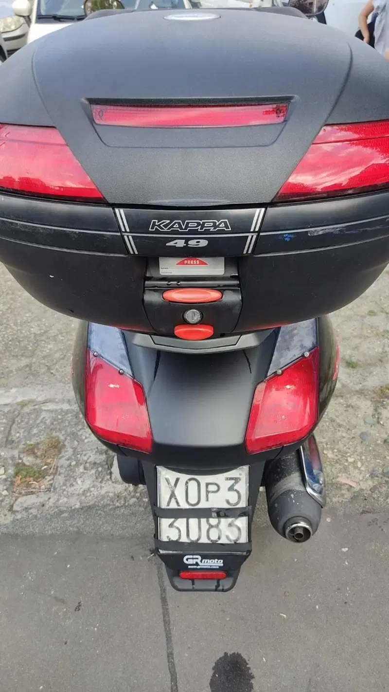 Aprilia Atlantic 300 (2010 - 14) (9)