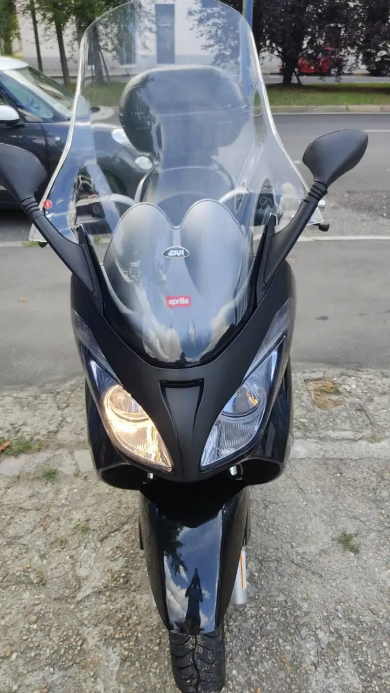 Aprilia Atlantic 300 (2010 - 14) (10)