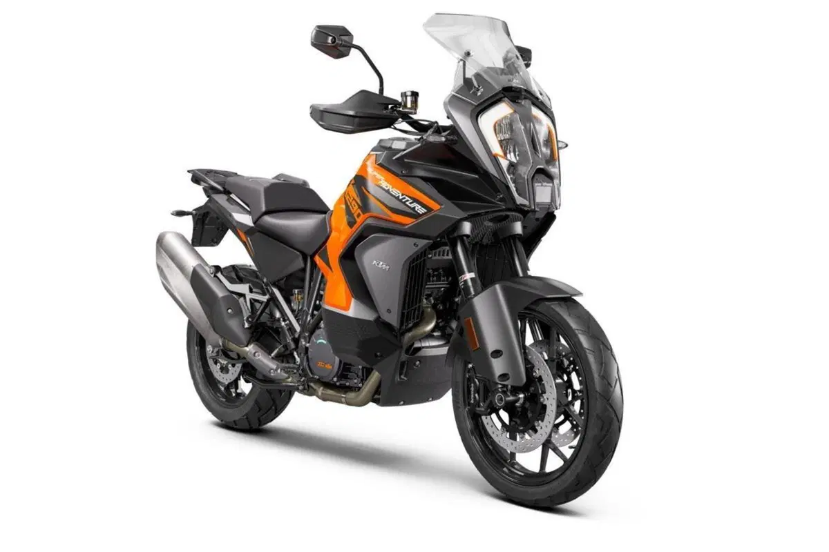 Nuova KTM 1290 Super Adventure S 2021: scheda tecnica, foto e dati (8)