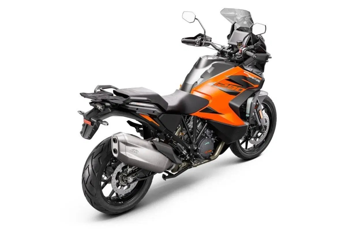 Nuova KTM 1290 Super Adventure S 2021: scheda tecnica, foto e dati (10)