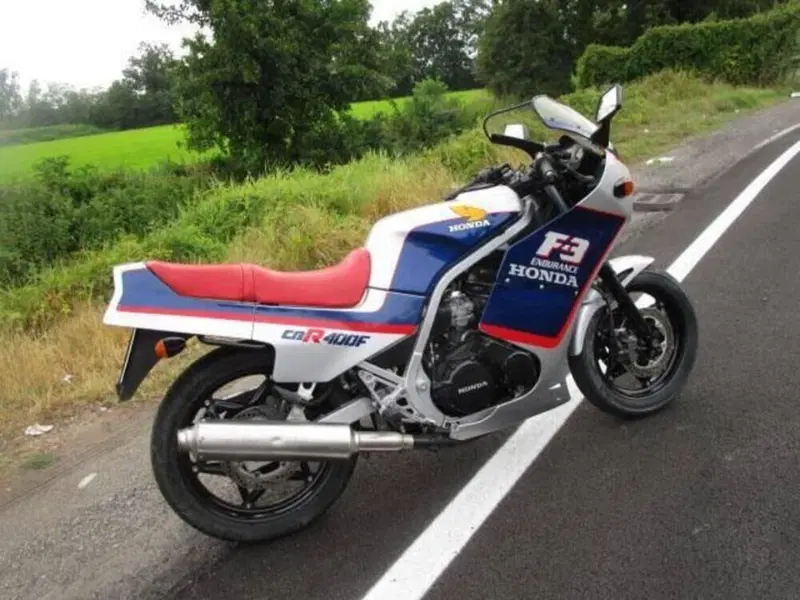 Honda CBR 400 F F3 ENDURANCE (10)