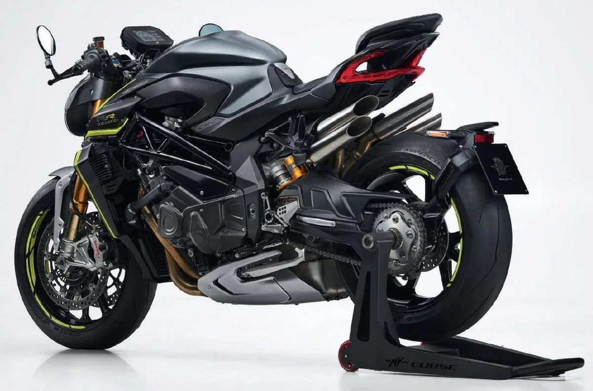 MV Agusta Brutale 1000RR 2021. Dati, foto e prezzo (8)