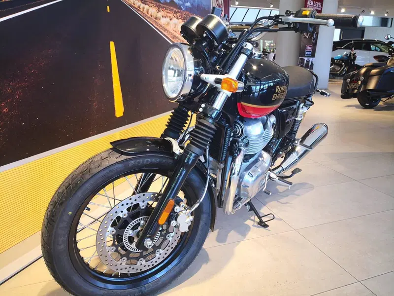 Royal Enfield Interceptor 650 (2021 - 26) (11)
