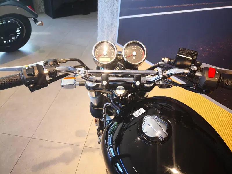 Royal Enfield Interceptor 650 (2021 - 26) (16)